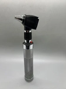 Welch Allyn 71050 Otoscope Rechargable 120V Plug-In - Picture 1 of 16