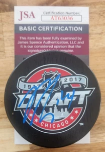 Nick Suzuki Signed 2017 NHL Draft Puck w/ JSA COA #AT63036 Montreal Canadiens - Picture 1 of 2