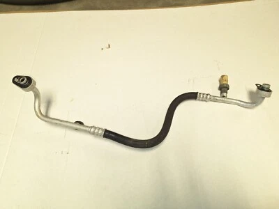 2004 Jeep Liberty Sport 3.7 L Engine OEM Parts: AC Lines, Air Conditioning line Foto 1 de 4