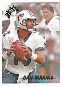 Playoff Absolute Retail 1998 Dan Marino Miami Dolphins #73 - Imagen 1 de 2
