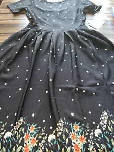 Lularoe Amelia Dip Pleated Dress New Small 6/8 4/6 Black Cherry Blossoms Daisy - Picture 1 of 12