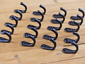 20 ABRIGO NEGRO GANCHOS DE HIERRO TAZA PERRO CORREA SOMBRERO RESTAURACIÓN PEQUEÑO BAÑO COCINA - Imagen 1 de 7