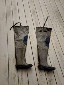 PRO-LINE Waterproof Insulated Rubber Boots Waders Men’s 7 Green Black - Picture 1 of 4
