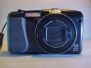 Kodak EasyShare Z950 12 MP Digital Camera - Bild 1 von 4