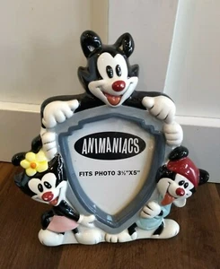 Vintage 1994 Animaniacs Warner Bros Dot 3.5 "x 5" Picture Photo Frame Rare - Picture 1 of 5