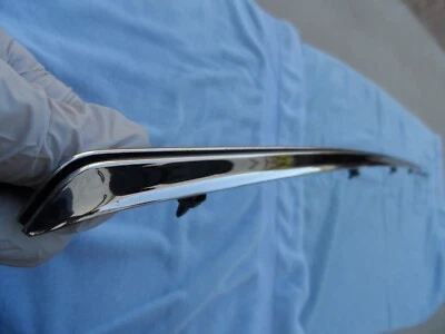 Oldsmobile Ninety Eight 98 1969 capó dividido capó central moldeado como nuevo original GM Foto 1 de 4