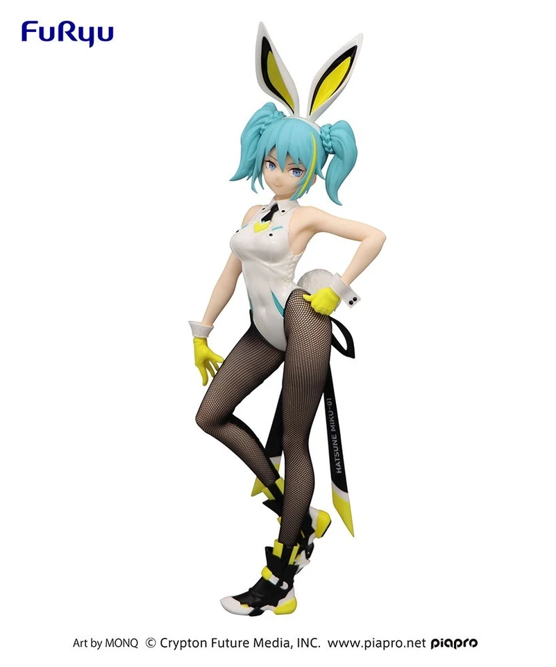 FuRyu BiCute Bunnies Hatsune Miku Street Version Statue Figure Sealed - Image 1 of 1