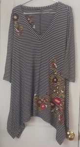 Weicher umlaufender Damen XL Pullover Wildblumen bestickt Tunika Streifen Strick - Bild 1 von 14