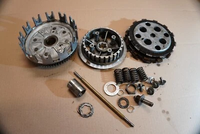 Suzuki DR250 S DR 250 SJ41A MODELO 1982 embrague cesta motor Foto 1 de 4