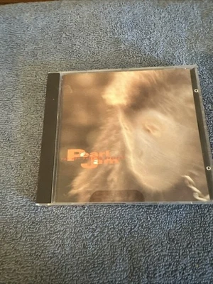 Used Cd Pearl Jam “The Way Back To Seattle” Import Soundgarden Nirvana - Image 1 of 4