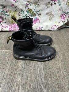 Dr. Martens Black 1460 Y Boots UK Size 4 Black Zip Sides Laces *Read* - Picture 1 of 14