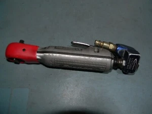 Trinquete de aire neumático de accionamiento Snap On 1/4" FAR25A con giro - Imagen 1 de 5