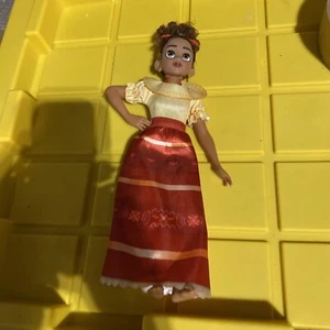 Disney Store Encanto Dolores Madrigal Puppe 11 Zoll groß - Bild 1 von 6