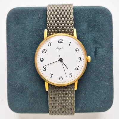 Vintage 1980 LUCH USSR Soviet 2209 CCCР  watch russian - Image 1 of 4