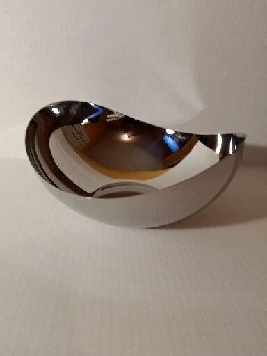 Cuenco ondulado grande de acero inoxidable Lipper International 1908 Seascape 11° para servir Foto 1 de 4