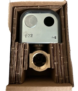 New McDonnell & Miller FS5-1 Flow Switch 1" NPT 1.5 GPM 114780 120V SPDT - Picture 1 of 6