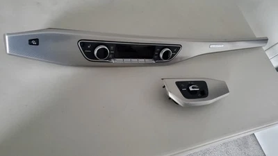 Faro/climatizador + moldura metálica plateada Audi A5 2018-2025 Foto 1 de 4