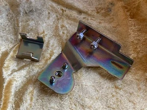 AUDI A3 / 8L Drehratensensor Halter Befestigung 1J0907657B Querbeschleunigung - Bild 1 von 1