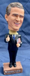 Commander in Chief Präsident George W Bush Wackelkopf Puppe Wackelkopf Salvino - Bild 1 von 5
