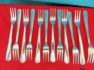 331. Lot of 12 5-1/2" Cocktail Seafood Relish Forks Winco 18/0 Stainless - Picture 1 of 2