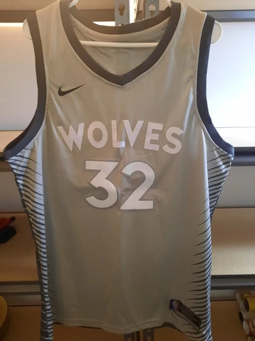 Karl Anthony Towns Nike City Edition Jersey (54 XL) Cover