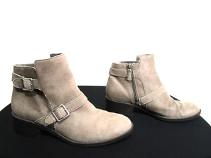 Stivaletti donna Cole Haan beige tortora scamosciati cinturino fibbia tacco basso 10 B - Foto 1 di 11