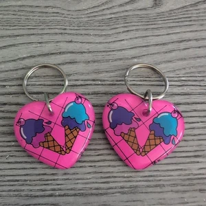 Llaveros vintage acrílico en forma de corazón X2 conos de helado de neón de los 90 mejores amigos - Imagen 1 de 6