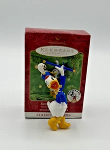Vintage Hallmark Andenken Ornament Schlagstock Wirbler Gänseblümchen Mickys Feiertagsparade 2000! - Bild 1 von 9