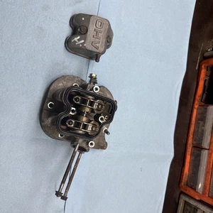 2000’s CLUB CAR Turf 2 Carryall 6 FE350 Clockwise Motor Cylinder Head Valves - Picture 1 of 4