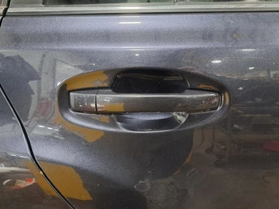 Manija de puerta trasera exterior lado pasajero Rh 2011 Legacy Outback Sku#4231 Foto 1 de 4