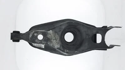 Рычаг управления правой пружиной заднего пассажирского сиденья 05–22 Chrysler 300 3,6 л 68229216Ab - Изображение 1 из 4