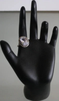 White Sapphire Women's Ring Sz 8 Silver Fashion Jewelry Wedding Gift Beauty NWT - Image 1 of 4