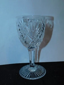 ST. SAINT LOUIS CRYSTAL 5" TALL WINE GLASS signed pineapple cut - Picture 1 of 3