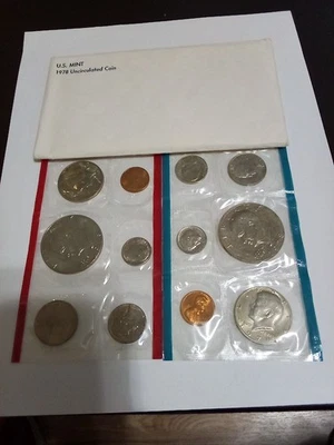 1978 U.S. Mint Set 12 Coins P&D Uncirculated Government Packaging - Image 1 of 4