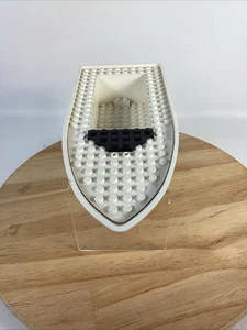 LEGO CITY 4011: Cabin Cruiser White Boat Hull ONLY Sold As Shown Free Shipping - Picture 1 of 17