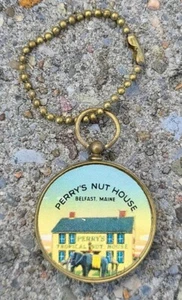 Vintage Souvenir Advertising Compass Perry's Nut House Belfast Maine Key Fob - Picture 1 of 7