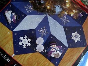 Christmas BUCILLA Felt Applique Holiday TREE SKIRT Kit,LET IT SNOW,Snowmen,84599 - Picture 1 of 9