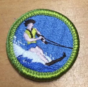 BOY SCOUTS WATERSKIING MERIT BADGE TYPE H NEW YELLOW "DIVIDED LIFE JACKET " - Picture 1 of 3