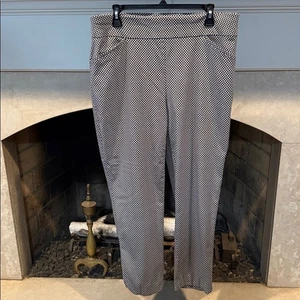 Chico's Perfect Stretch Monochrome Houndstooth Pants size 14 with Scalloped Hem - Picture 1 of 6
