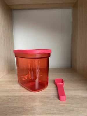 Tupperware Behälter mit Messlöffel Rot 500 Ml Neu - Bild 1 von 2