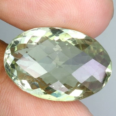 Oval Cut Natural Top Rich Green Amethyst Brazil VVS 20.14ct 22x15mm Gemstone - Image 1 of 4