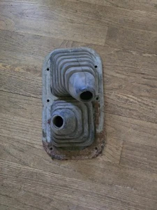 84 85 86 87 1888 Toyota Pickup 4x4 4 corredores goma 4x4 palanca de cambios OEM 22R - Imagen 1 de 3