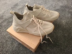 schuh nava trainers