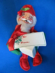 Vintage c1980 Annalee 5" Weihnachtsmann mit Geschenk MADE IN USA - Bild 1 von 3