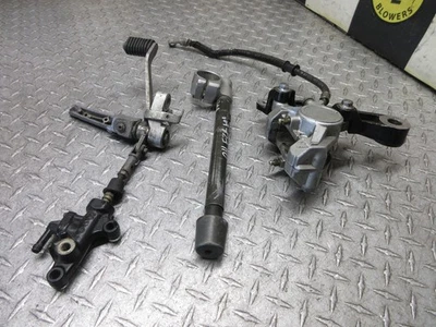 1994 94 Yamaha FZR600 FZR 600 pinça de freio traseira cilindro mestre peg stay shift - Imagem 1 de 4