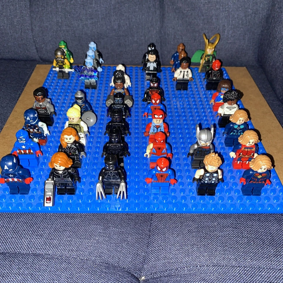 *MASSIVE* LEGO MARVEL RANDOM LOT - you get 2 minifigs. *19 LOTS AVAILABLE* - Image 1 of 4