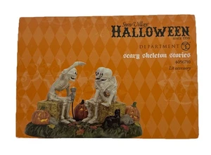 DEPT 56 Snow Village Scary Skeleton Stories #4030763 Halloween NOB - Bild 1 von 7