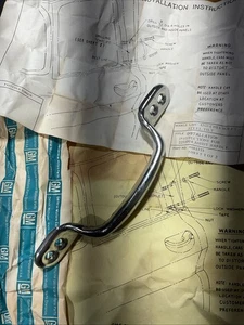 NOS GM #2233904 ASSIST HANDLE-SCREWS SLD SEPARATELY  Box6 - Picture 1 of 2