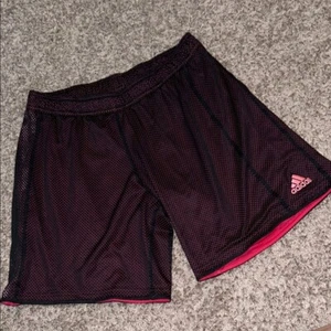 Adidas Sportshorts schwarz & pink Mesh Basketball Laufen Fitnessstudio klein - Bild 1 von 8