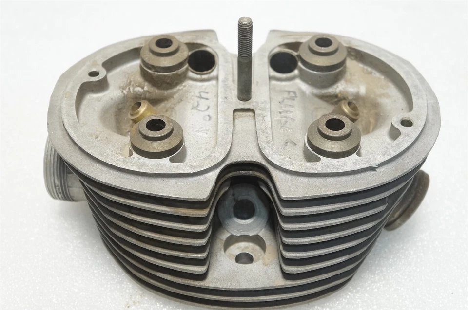  BMW R75 R80 R90 R100 RH cylinder head Airhead 1264569 /VB55/ - Imagem 1 de 4